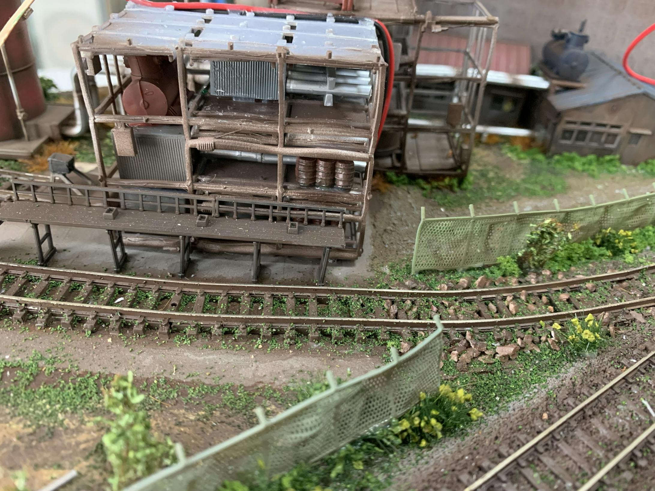 実は、一階の工場建屋は、まだ固定しなくて。理由は、 実は、一階の工場建屋は、まだ固定しなくて。理由は、