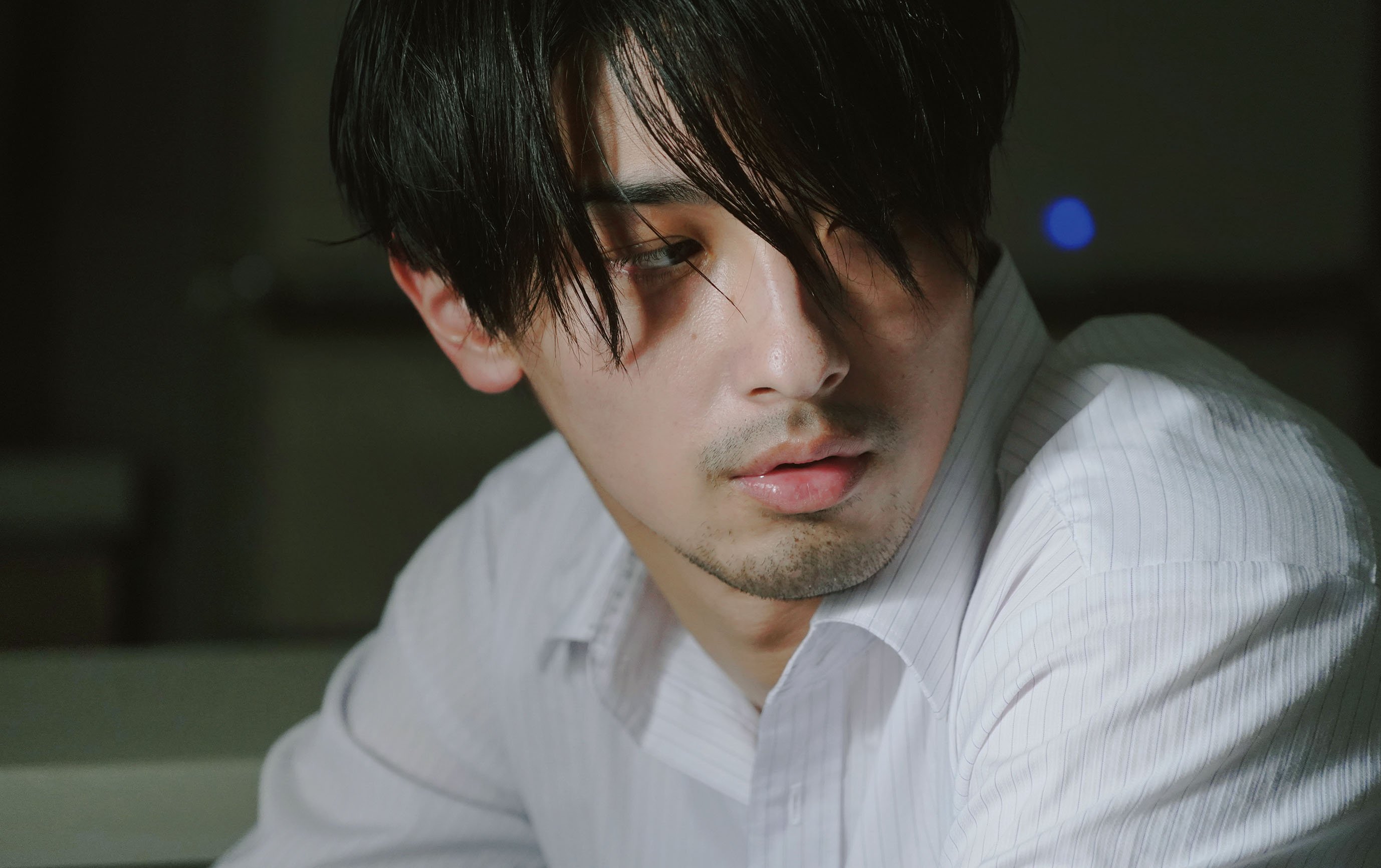 ダーク、レビュー