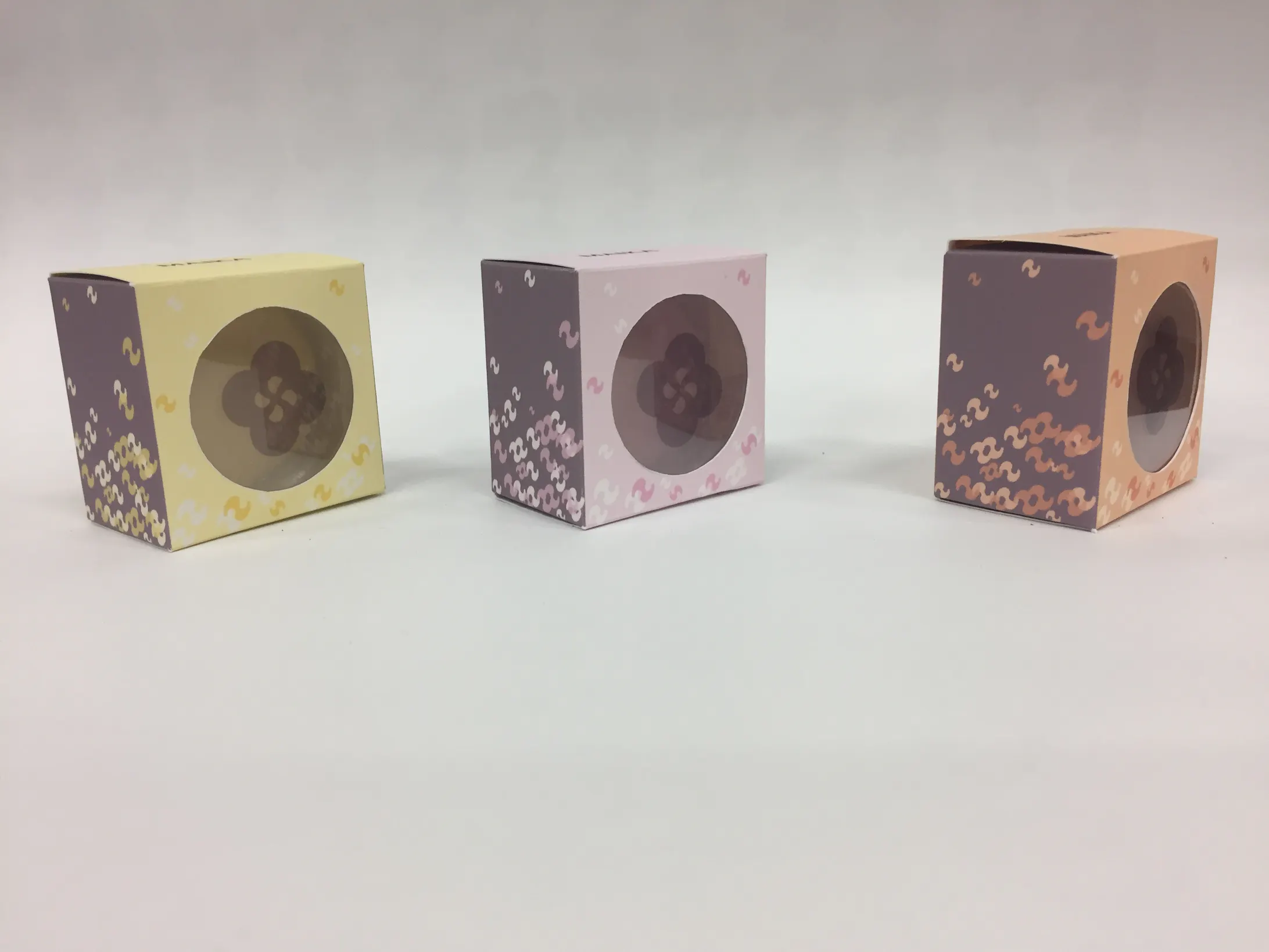 化粧品パッケージデザイン