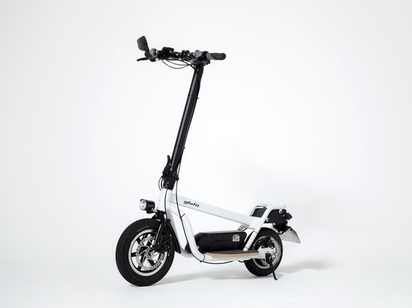 立ち乗り電動バイク、glafit『X-SCOOTER LOM』が登場…新型スマートモビリティ | レスポンス（Response.jp）