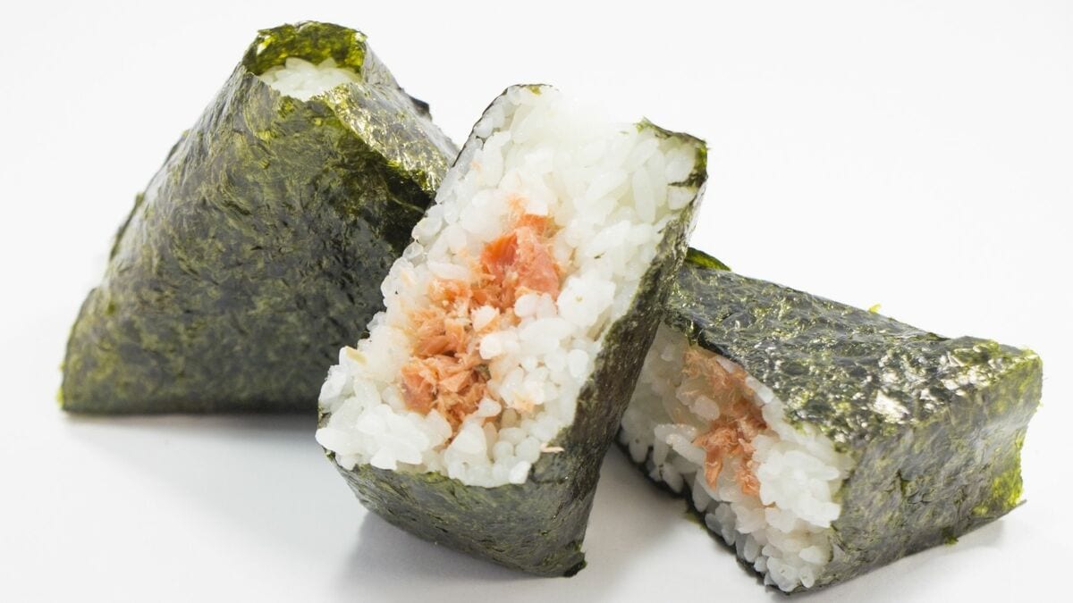 お酒を飲む前の｢おにぎり｣がダイエットの味方の訳