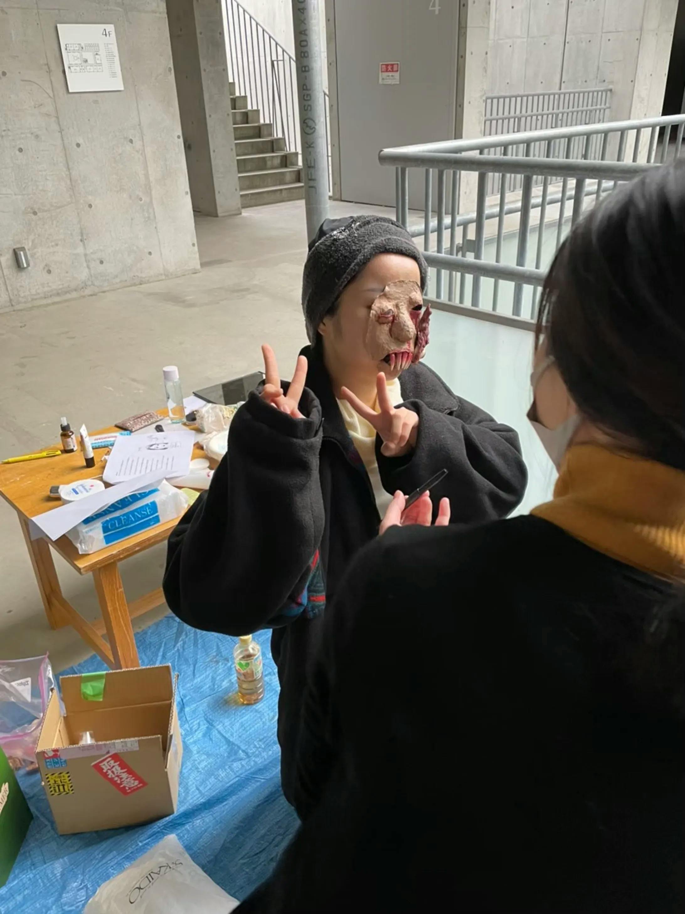 ↑特殊メイク、試作中の様子 ↑特殊メイク、試作中の様子