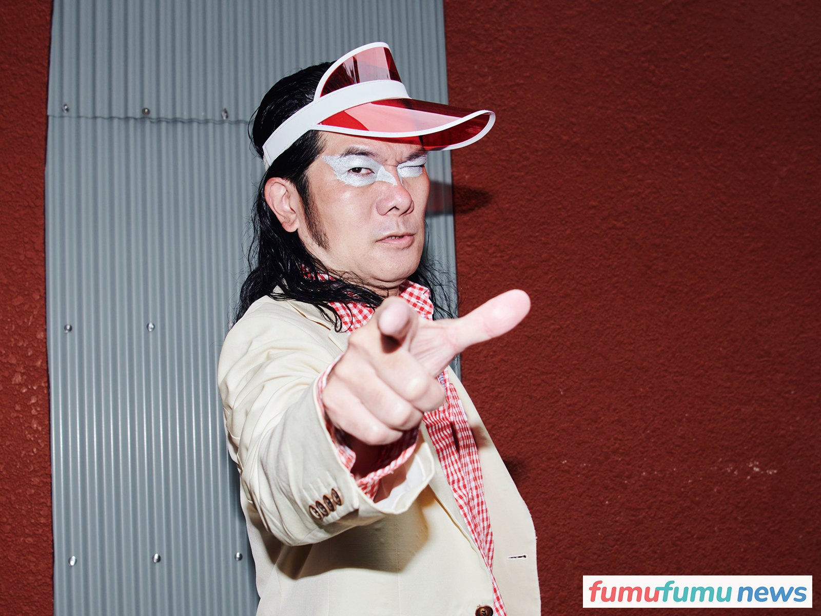 「どんな会社も光の速さでクビになった」ミュージシャン・ライター業で本領を発揮、掟ポルシェさんの“仕事道” | fumufumu news -フムフムニュース-