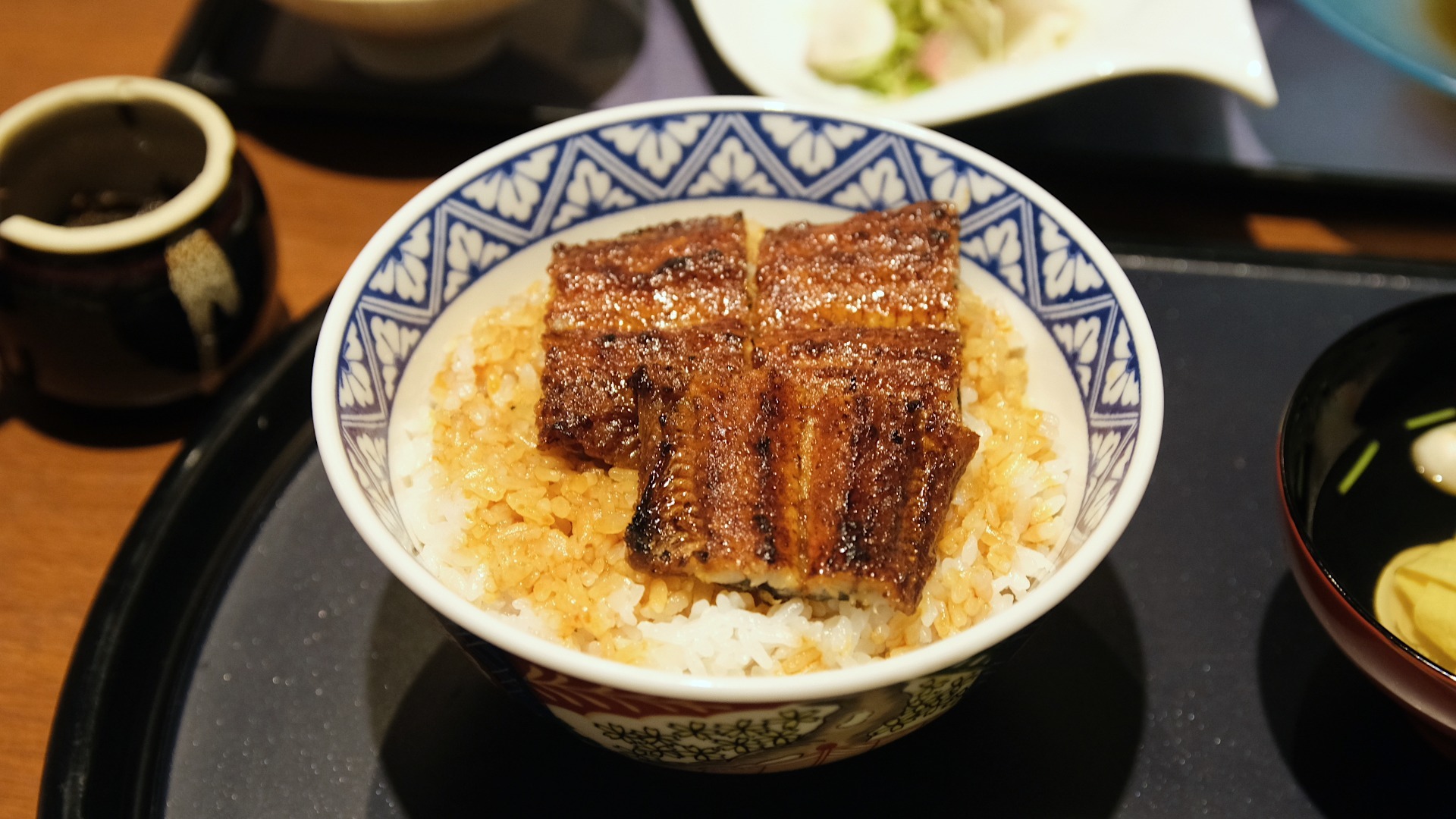 【名古屋市】シンプルイズベストな美味しさ！「まるや本店」ミニうな丼（ご飯大盛り）がオススメ - 土庄雄平 | Yahoo! JAPAN クリエイターズプログラム