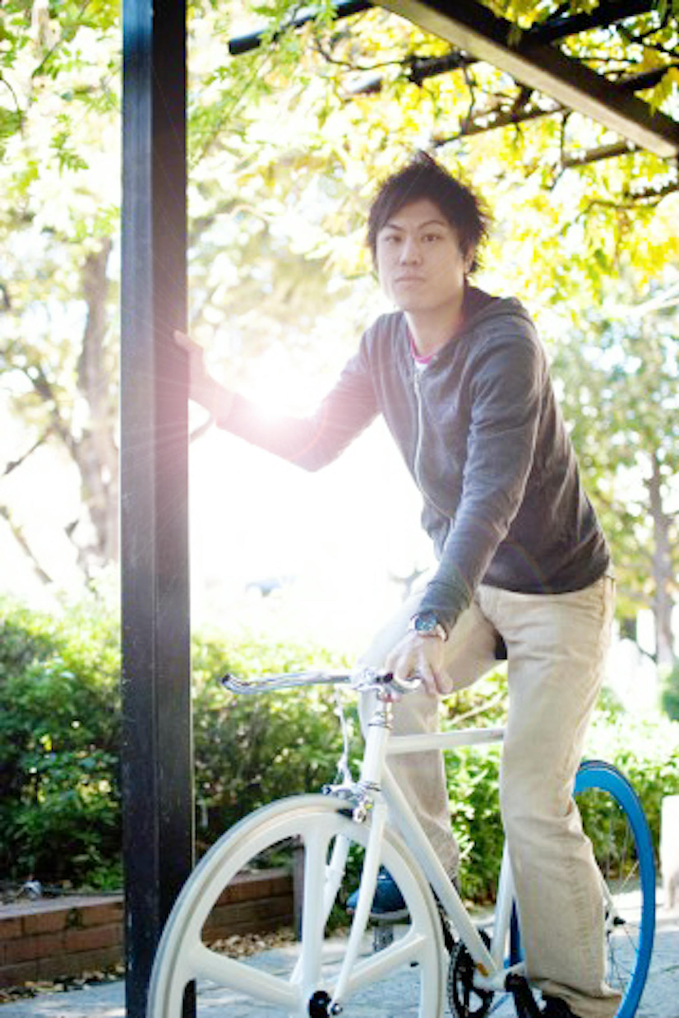 ダウンロード (5)-1