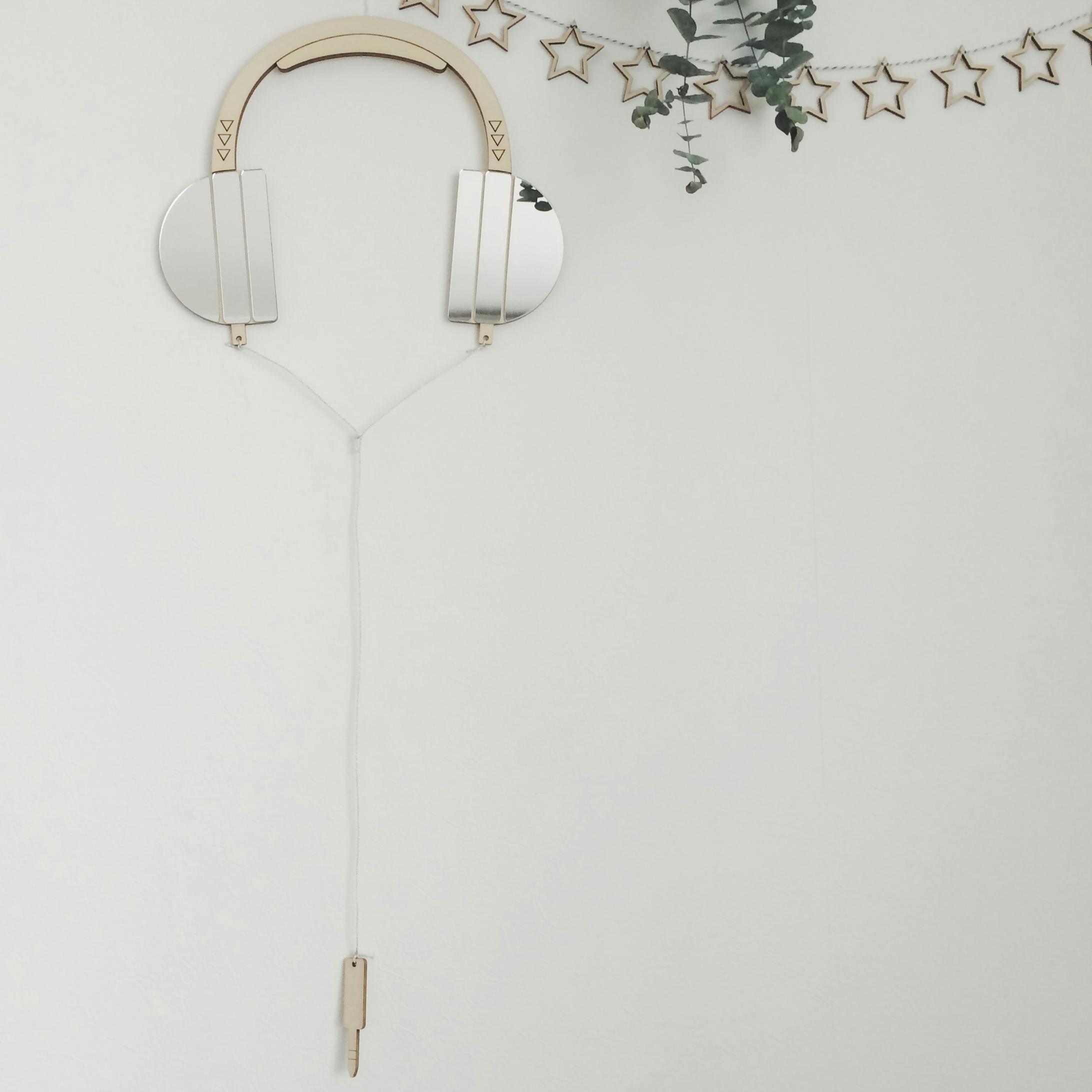 headphones mirror-1