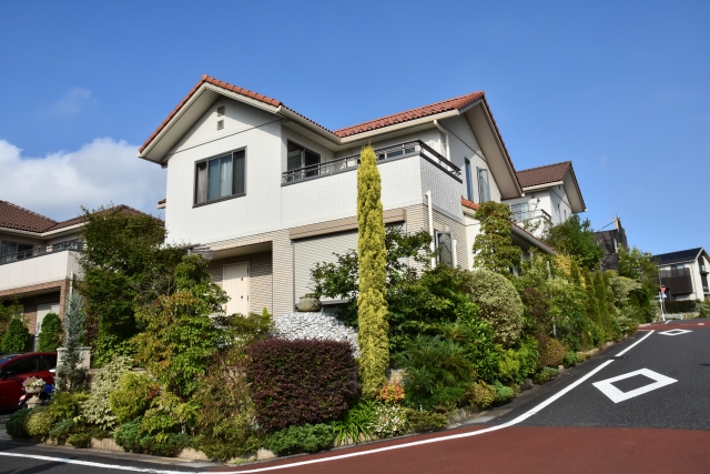 税金、住宅