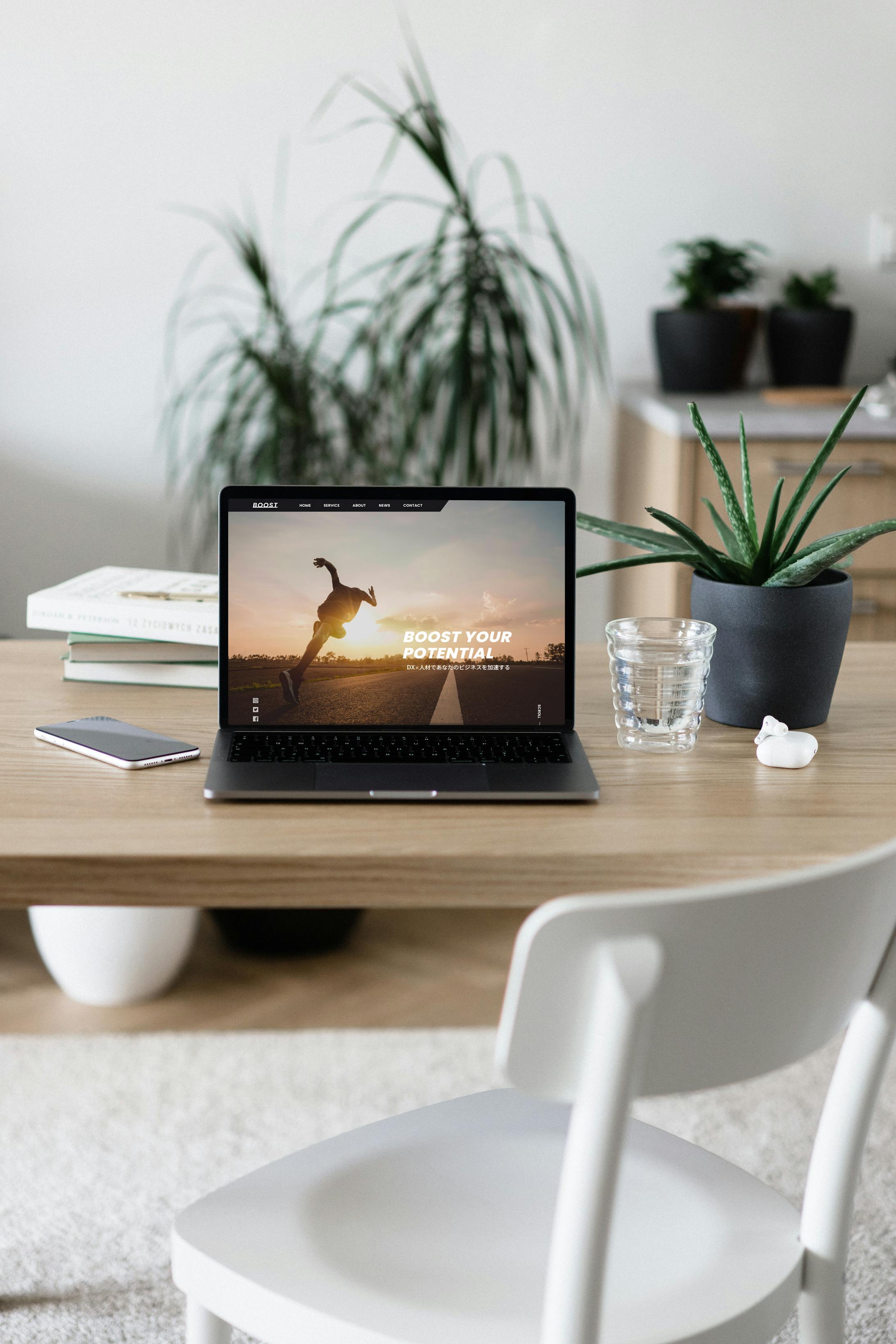 【コーポレートサイト】人材会社（PC版 / SP版）_架空-1