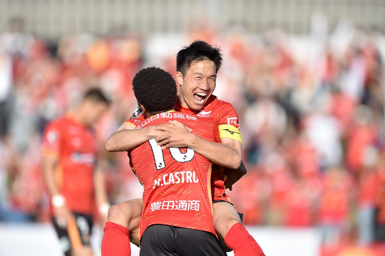 c.c.、川崎フロンターレ