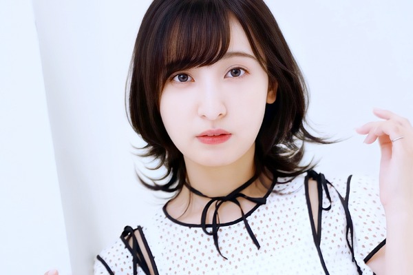佐倉綾音、作家
