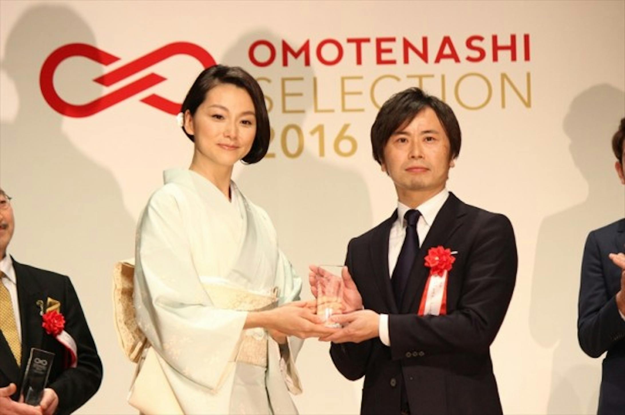 「OMOTENASHI SELECTION」本上まなみ様-1