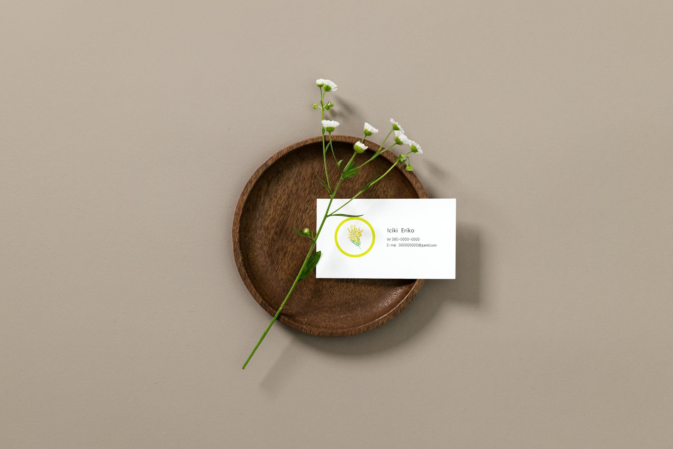 3.5x2in Business Card Mockup 名刺-1