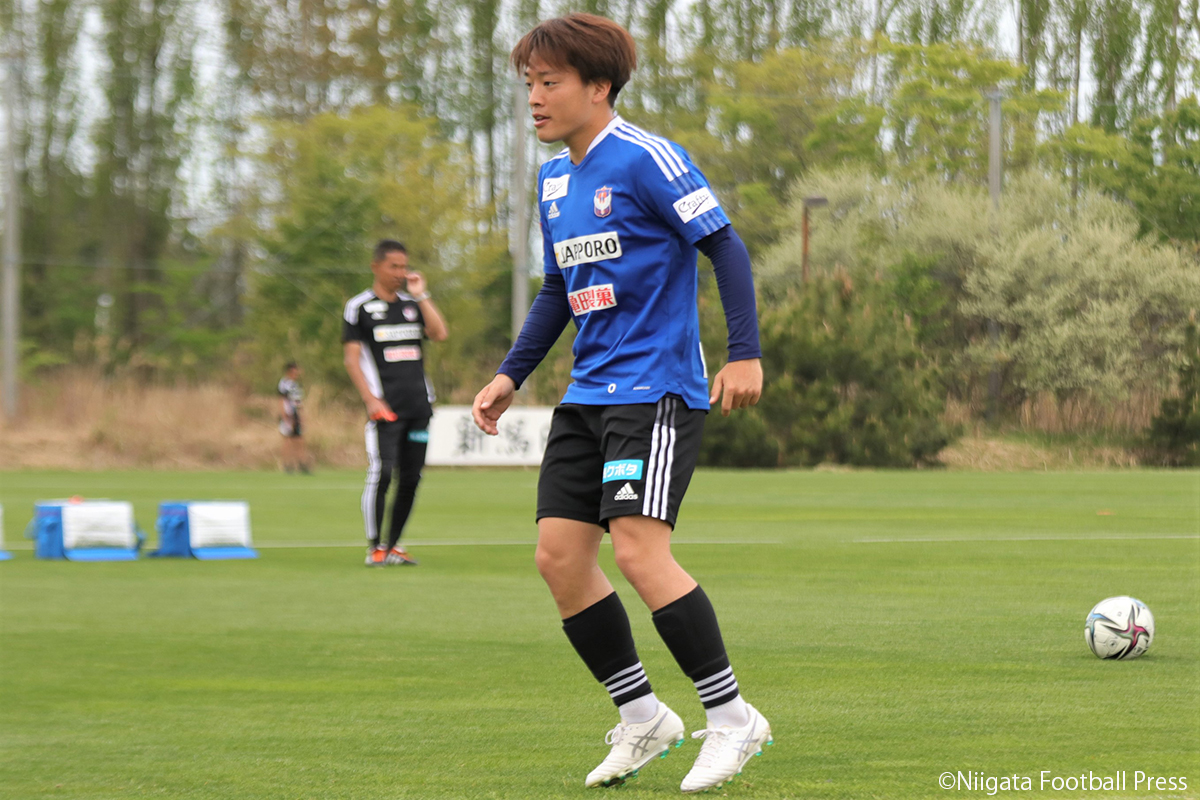 藍、日本代表