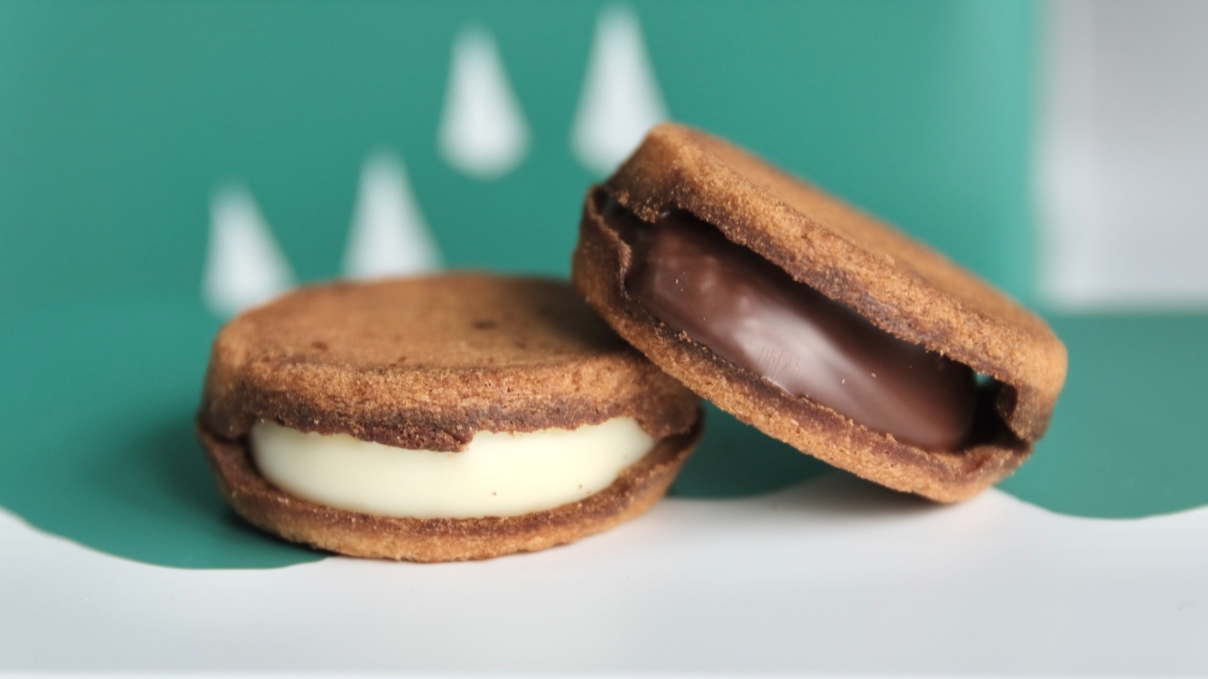 【名古屋駅】冬の北海道からやってくる特別なお菓子『SNOWS』。リッチにとろけるスノーサンド - 土庄蘭 | Yahoo! JAPAN クリエイターズプログラム