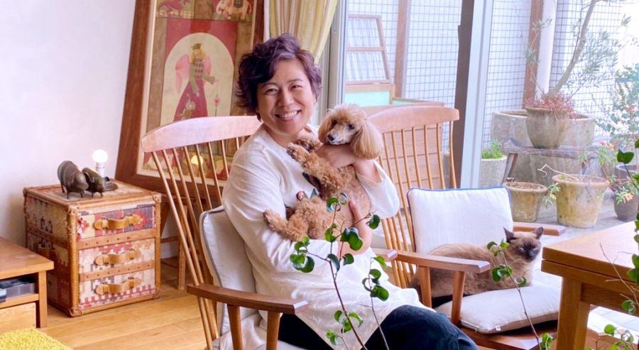 【取材・執筆】＜青木さやかさんインタビュー＞犬猫の里親になること「自分の目で見て、その動物と触れ合って欲しい」 | わんちゃんホンポ