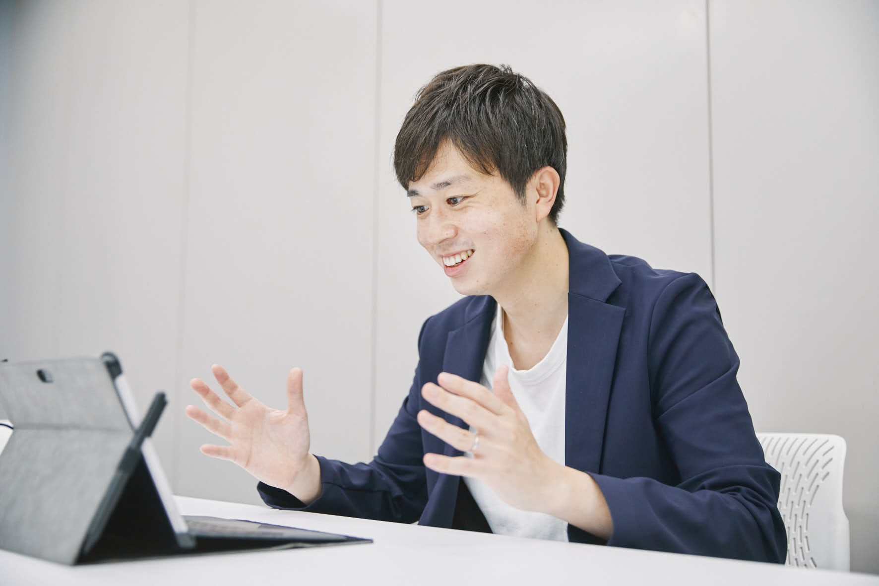 てて、newspicks