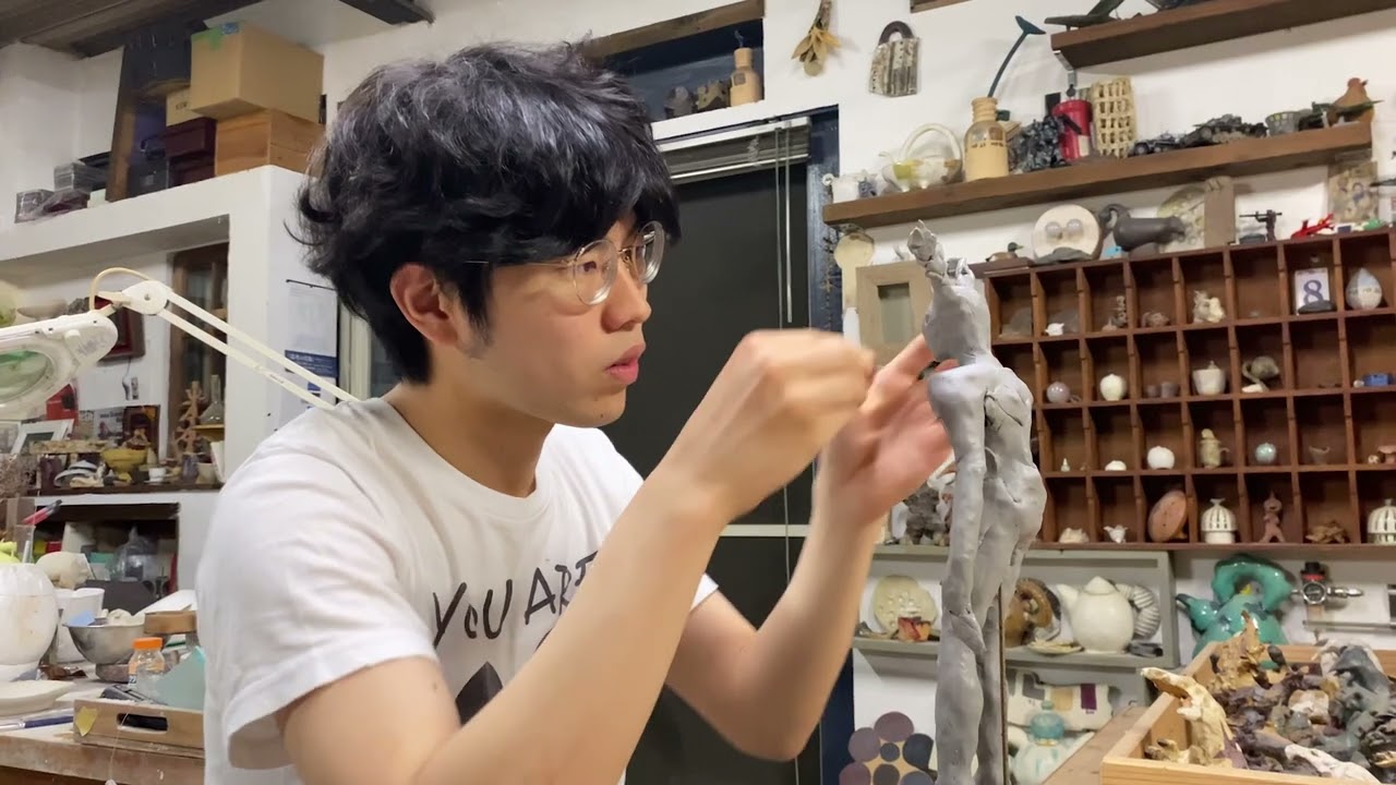丸、20歳