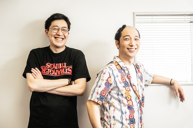 インタビュー、チラシ
