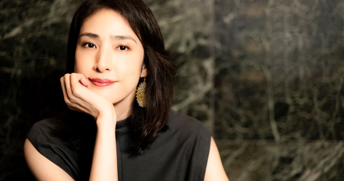 20～30代の今を生きる女性たちに 天海祐希から大声でエールを！ 「欲しいものは全部自分で掴んで！」