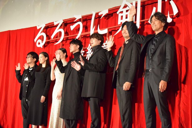キャスティング、会見