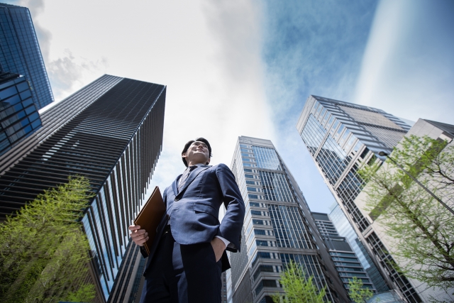 転職を考えているが、会社で加入した生命保険はどうなるのか【FPコラム】 - 保険の見直し・相談なら【リアほ】