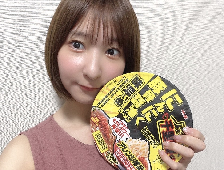 【日刊SPA】“週4ラーメン”グラドルが、「二郎系の名店」をおうちで完全再現してみた | 日刊SPA!