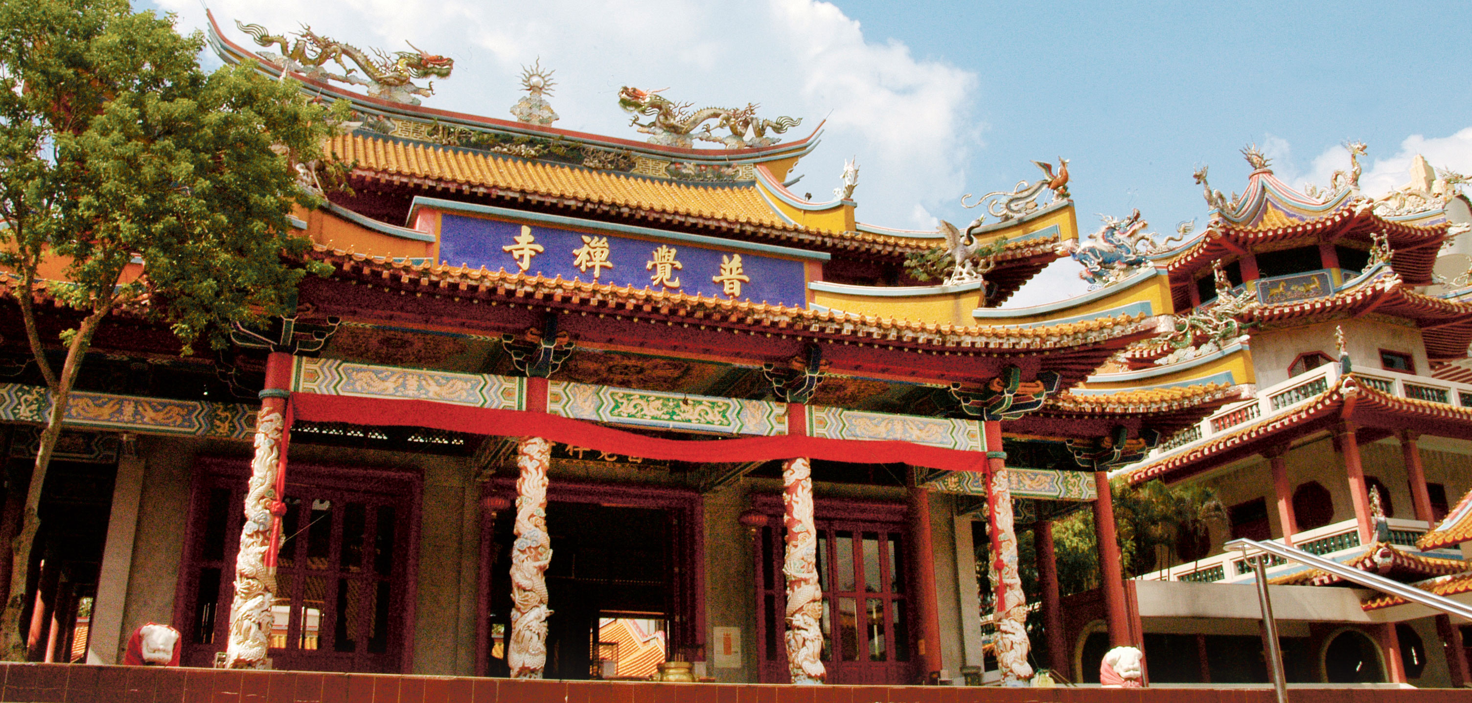シンガポール最大級の仏教寺院 光明山普覚禅寺 | 熱帯綺羅 | AsiaX