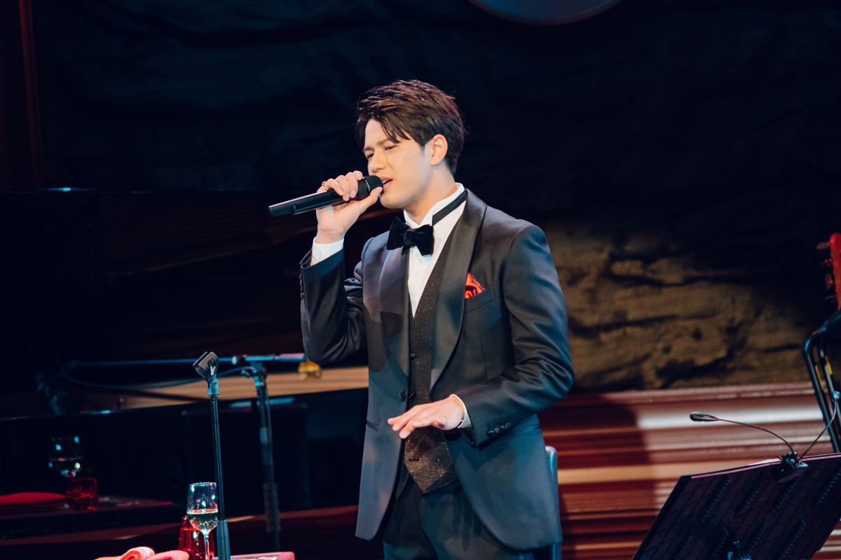 【クリスマスライブレポート】MORISAKI WIN ACOUSTIC LIVE　「僕の隣にいてくれますか？」