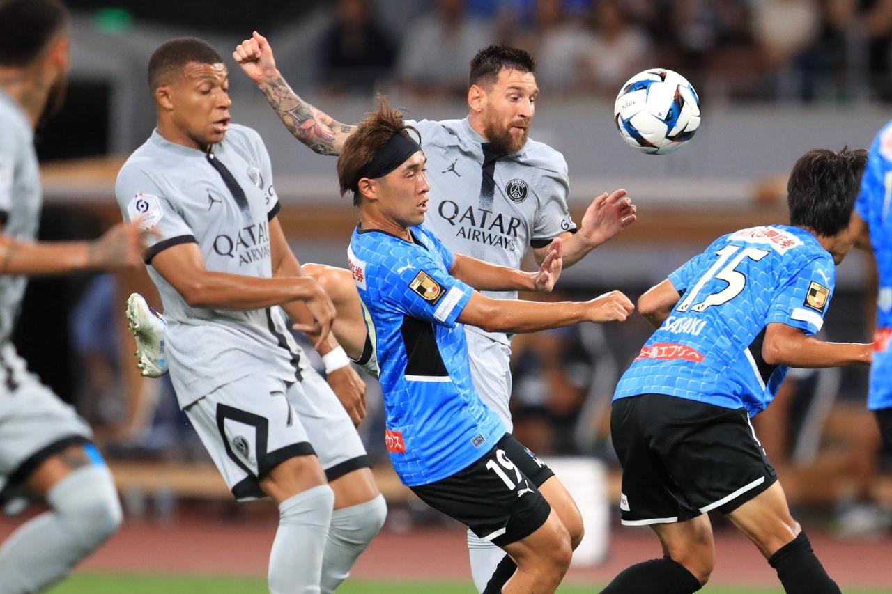 ズン、サッカーマガジンweb