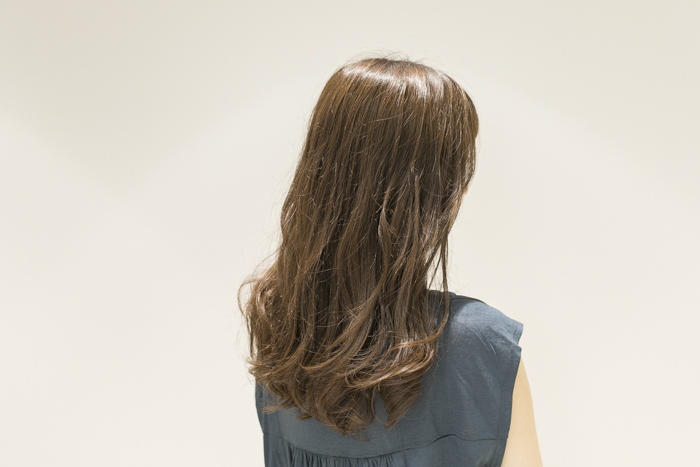 【基本の巻き方講座】今っぽいこなれ外巻きヘアをマスターしたい！ #34 - 写真・狐塚勇介、文・武市彩花