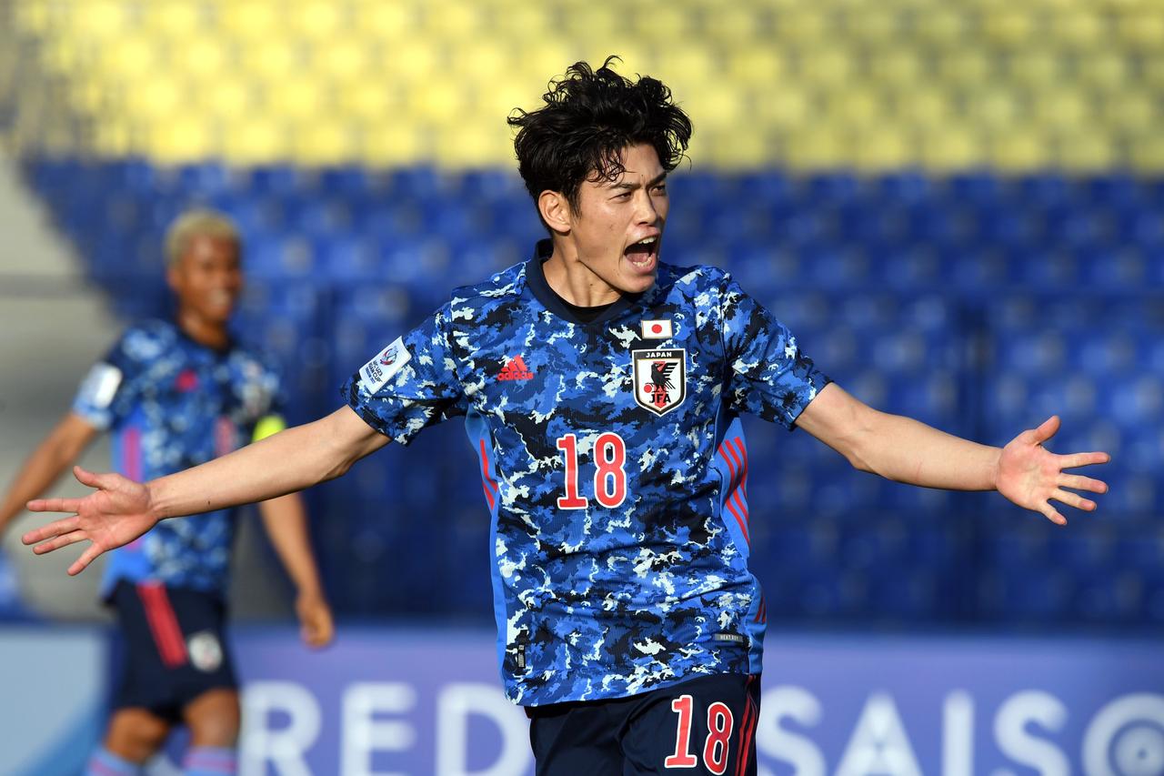 日本が韓国に3-0完勝！ 鈴木唯人2発＆細谷真大＆無失点。スコア、内容ともに圧倒してベスト4へ【U23アジア杯】 - サッカーマガジンWEB