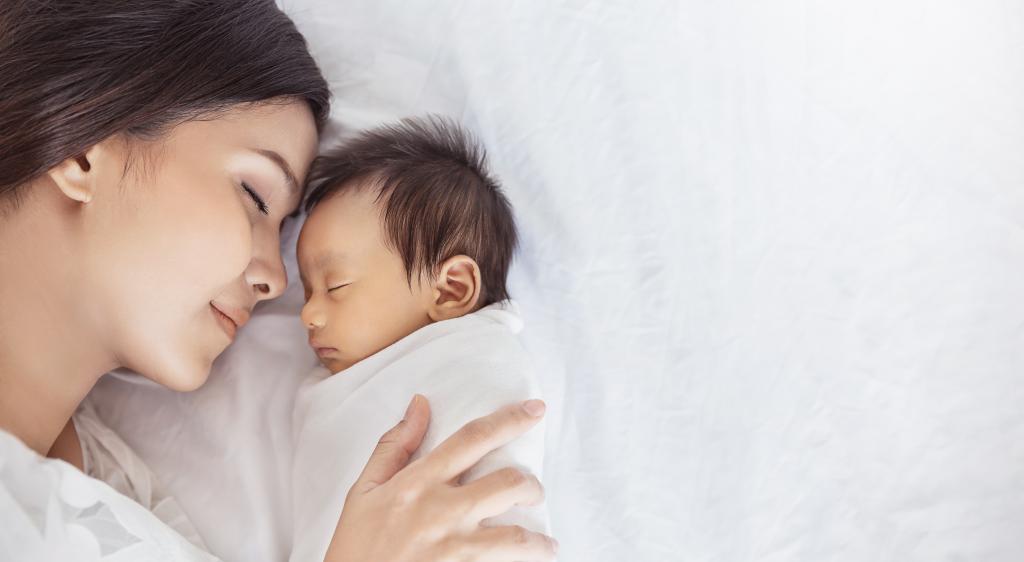 子どもの就寝時間は夜8時が理想的　日本人初の乳幼児睡眠コンサルタントが語る日米の違いとは 〈dot.〉