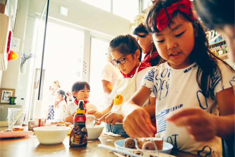 リアル、コラボ