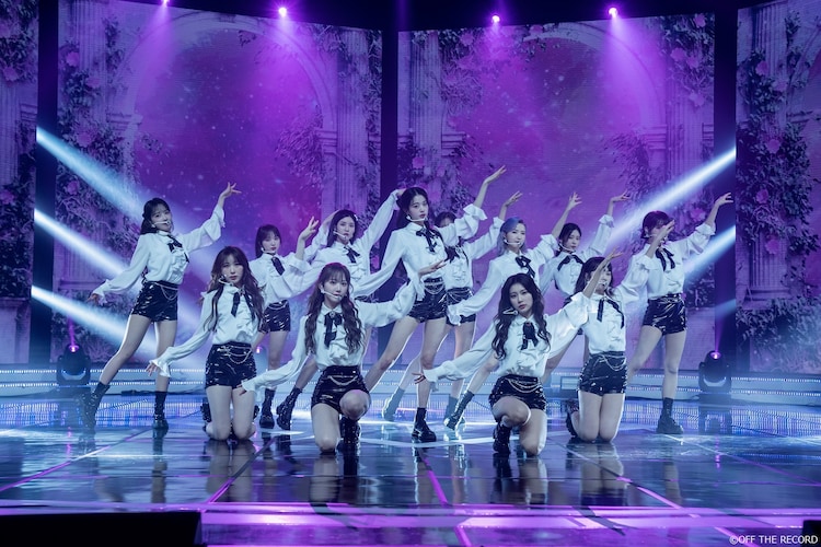 【ライブレポート】IZ*ONE、12人の歴史追った最後のコンサート「2年半、とても幸せでした」（写真9枚）