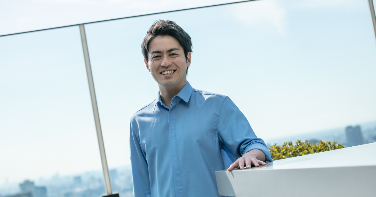 テスラが日本車を圧倒したブランド戦略を、“イチゴ”に応用して米で55億調達──Oishii Farmに学ぶ、世界を席巻するプロダクト開発術 | FastGrow