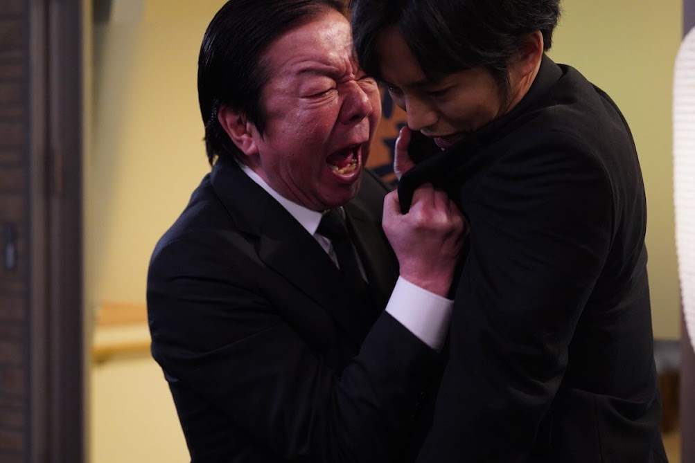 ズン、女子高生