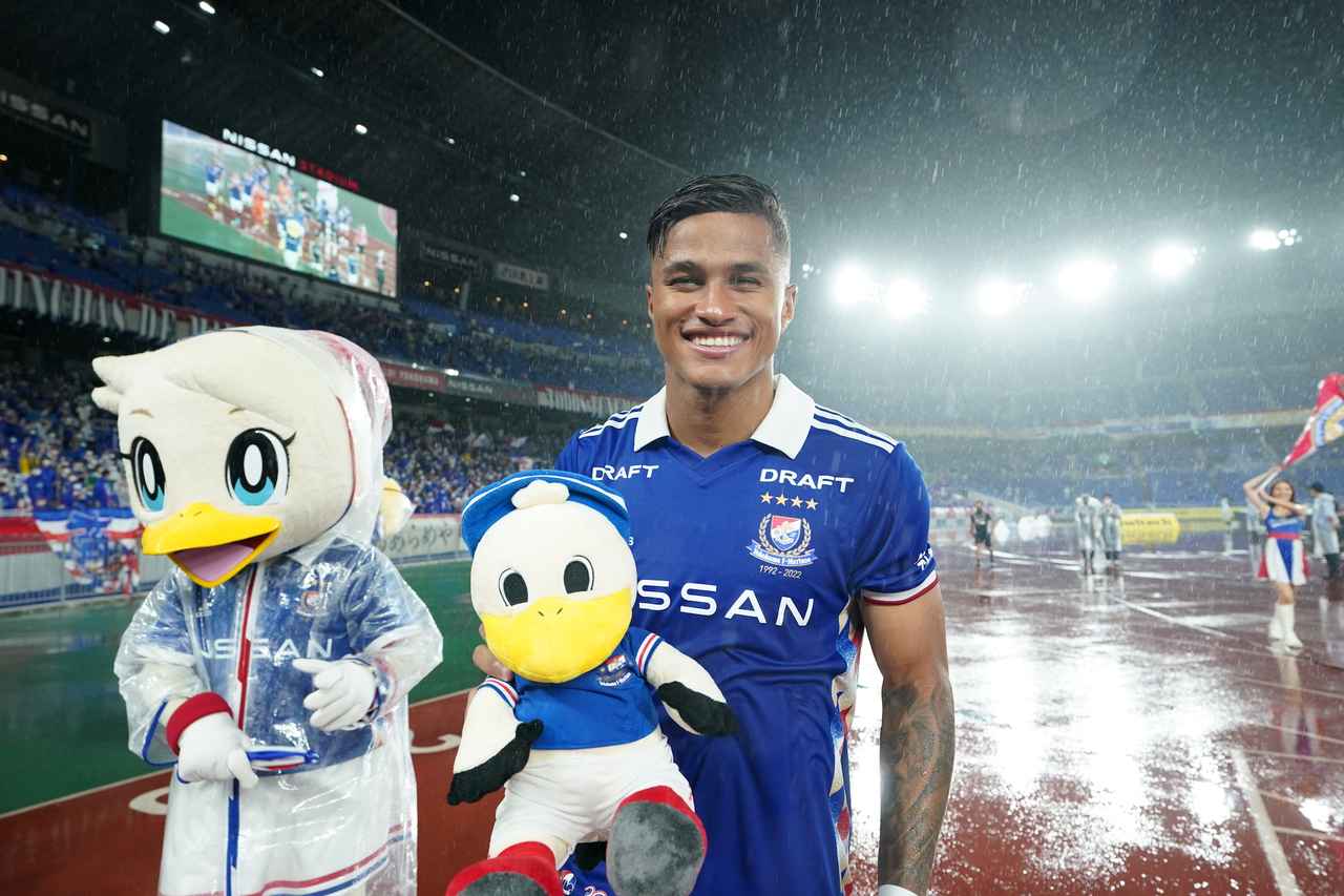 【横浜FM】夢実現のデビュー戦ゴール！ ヤン・マテウスとは何者か？「マリノスのサッカーは楽しかった。もっともっと！」 - サッカーマガジンWEB