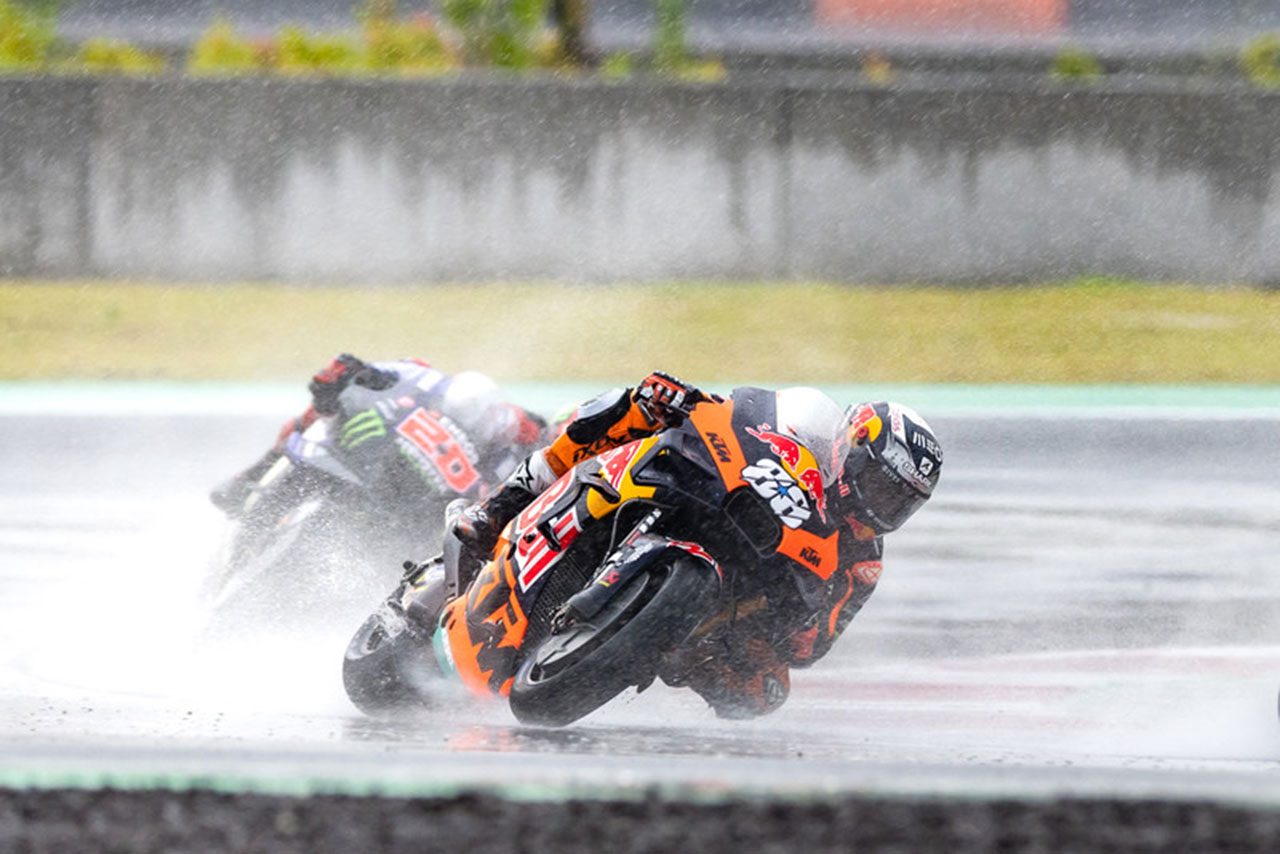 タイヤの変更、再舗装の路面、ウエットレースが絡み合った初開催のマンダリカ／MotoGP第2戦インドネシアGP | MotoGP | autosport web