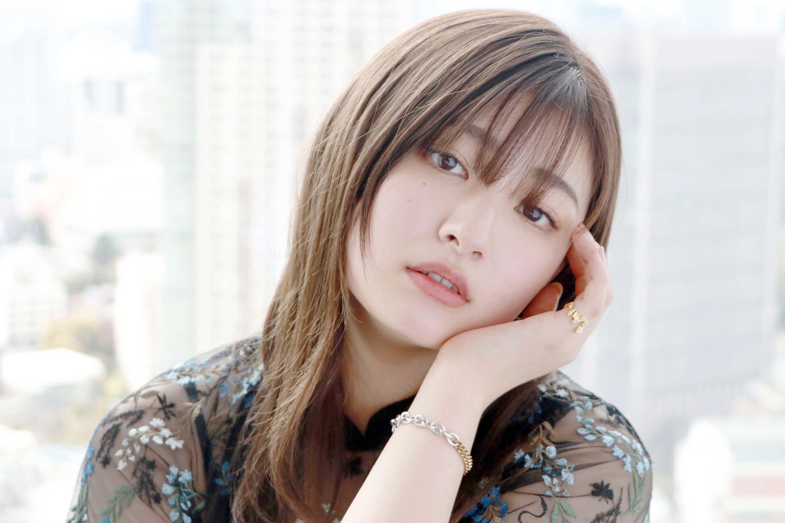 吉川愛、『明日カノ』”素”を見せない役柄に苦戦中　「どうすりゃいいんだ！」