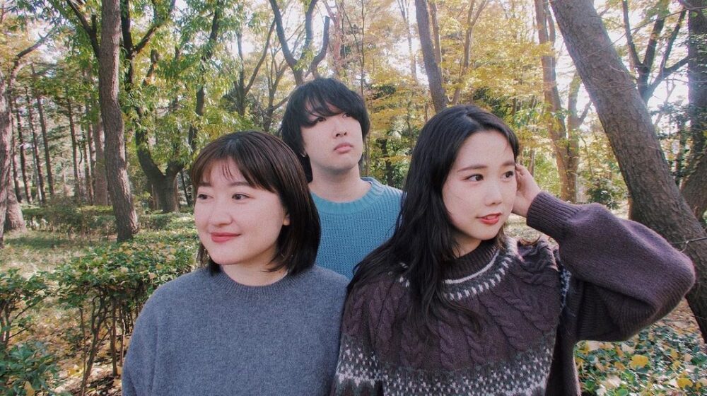 3人だからできる音楽を。BAND ON A MOONの目指す先 - ぶんしょう社