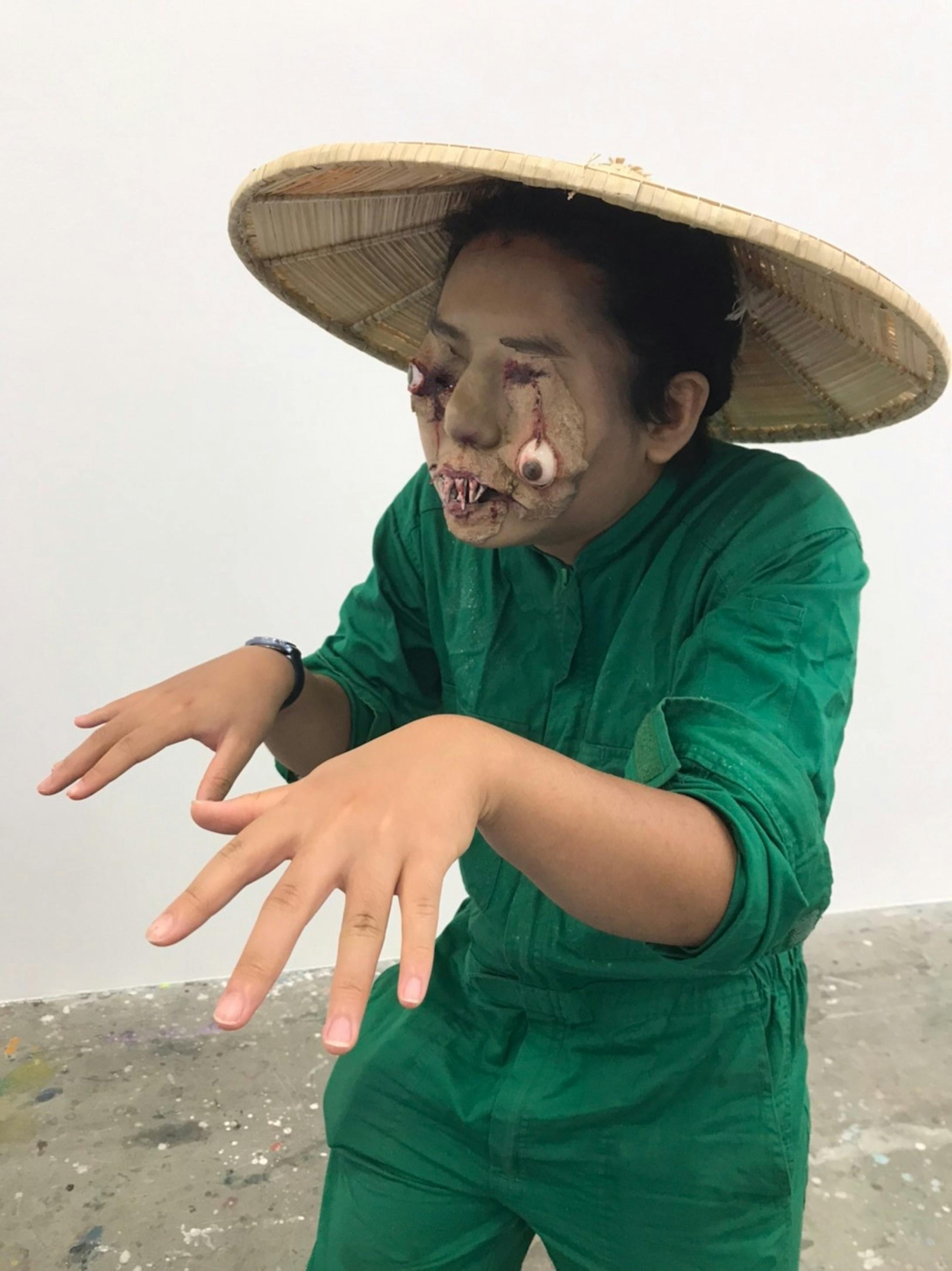 ↑特殊メイク、試作完成の様子 ↑特殊メイク、試作完成の様子