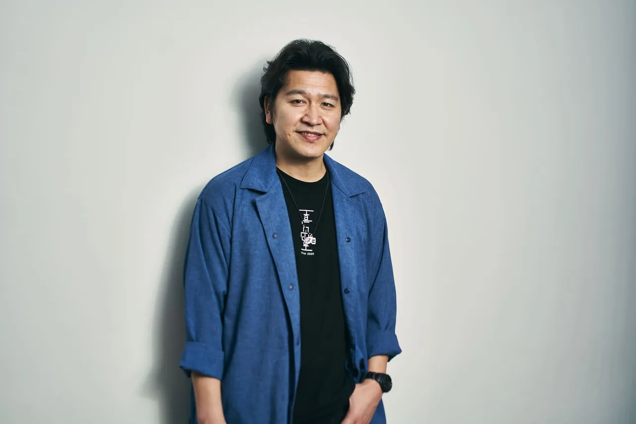 手話パフォーマー三浦剛、妻・忍足亜希子との出会いはリアル『silent』…「ドラマをきっかけに手話のイメージはかっこいいに変わった」 | WEBザテレビジョン
