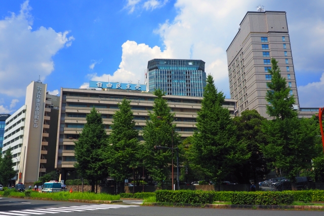 令和4年度税制改正のポイント①住宅ローン控除と住宅取得等資金は優遇が小さく令和4年度税制改正のポイント①住宅ローン控除と住宅取得等資金は優遇が小さく | KaikeiZine | 税金・会計に関わる“会計人”がいま必要な情報をお届けします！ 