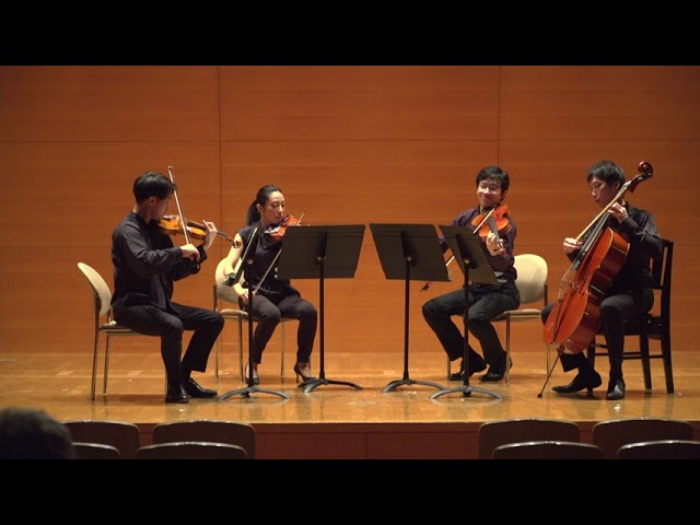 学生、numero tokyo