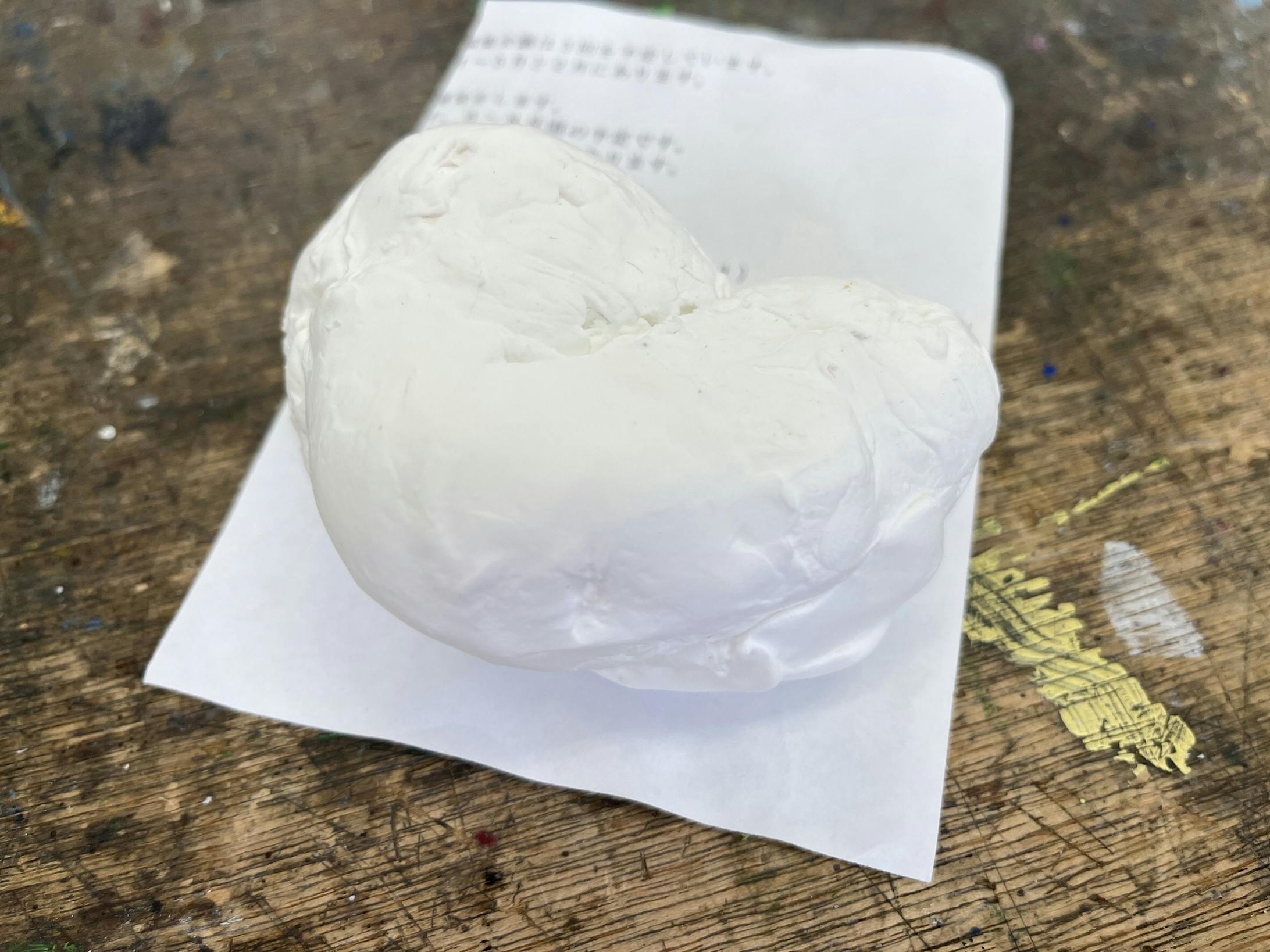 制作途中の写真です。ここから色付けをして完成です。