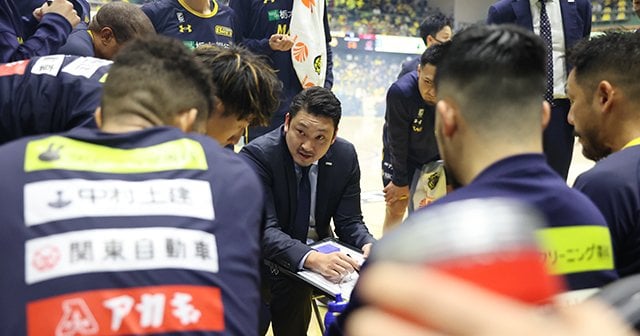 宇都宮ブレックスのHCが「全選手」を出場させる理由 「試合には出ず『練習は頑張れ！』では厳しい」（ミムラユウスケ）