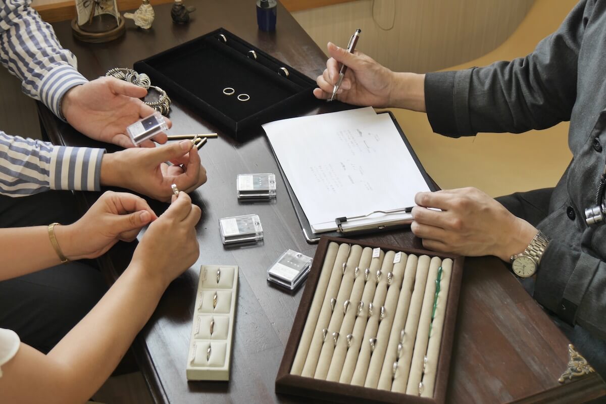 想いに寄り添う世界に１つのジュエリー手づくりのワクワクを一緒に / 日本仕事百貨