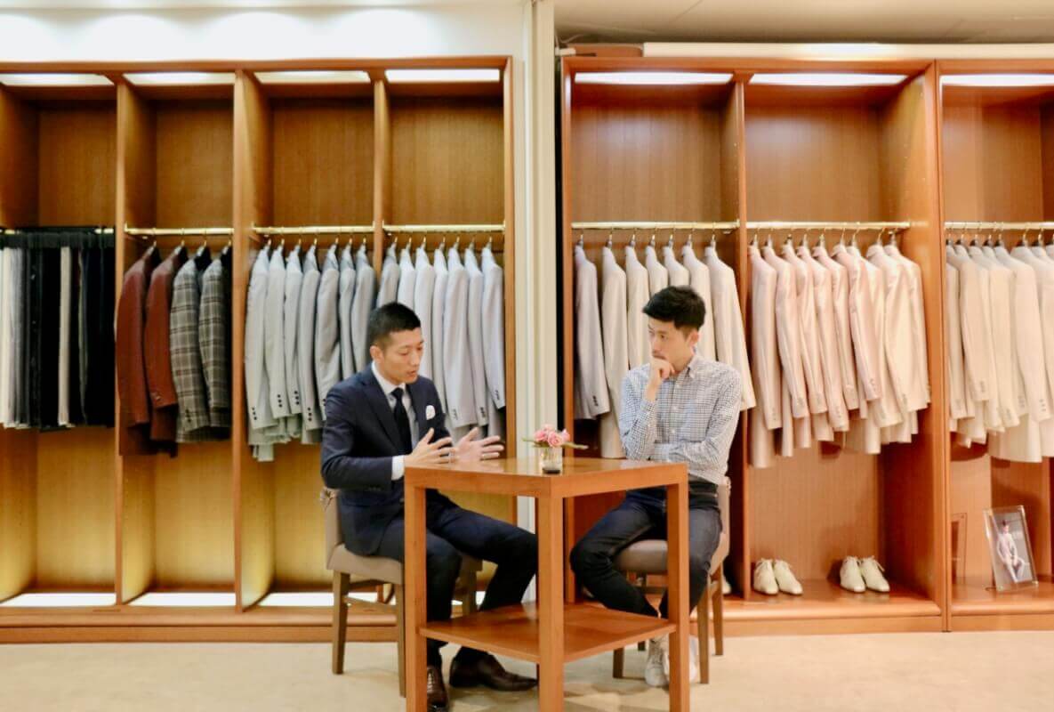 最後は「人」で選ばれる店に—完全予約制タキシード専門店の店舗運営の裏側