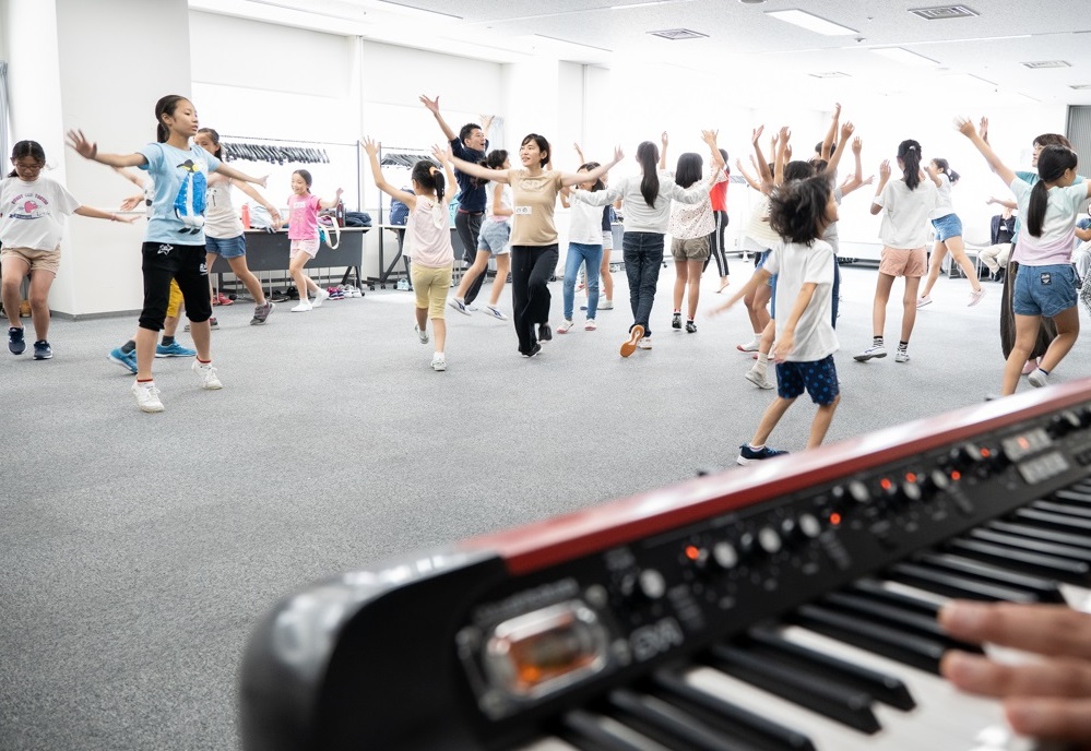 音楽劇♪つくって、演じて、動いて、歌って2019①