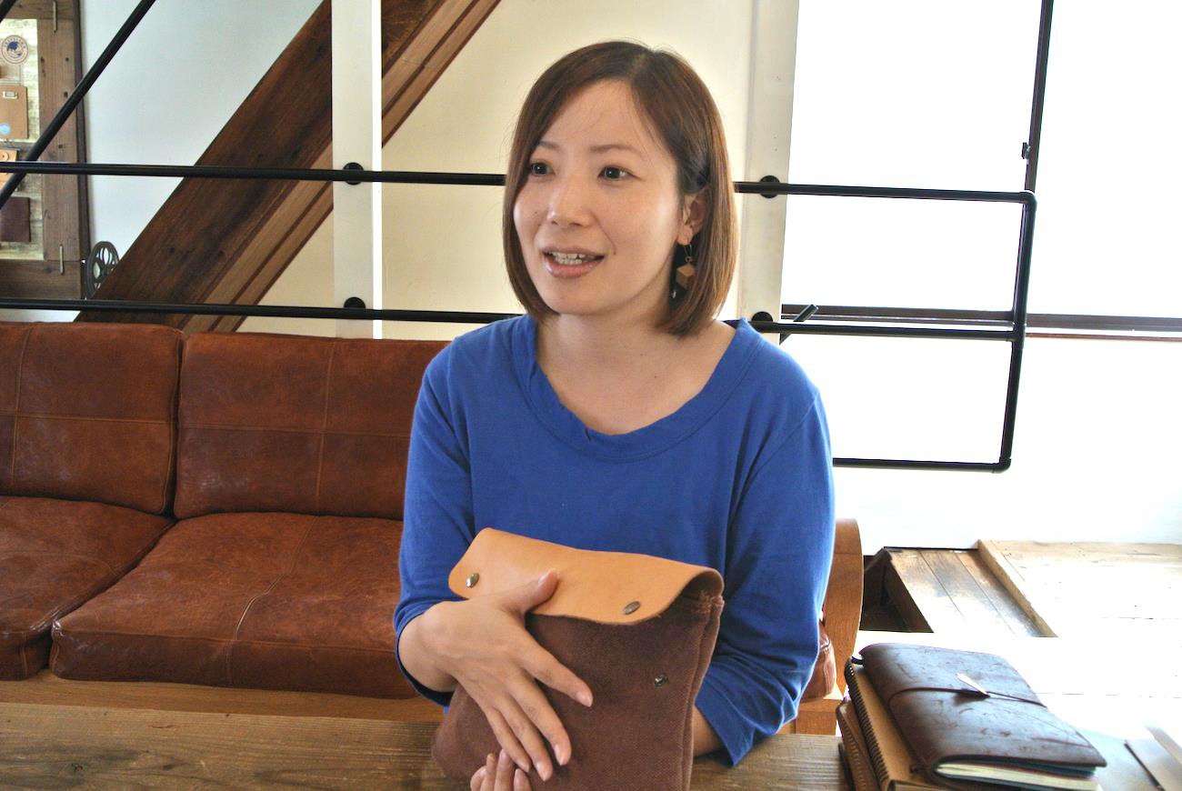 知りたい！すはだの秘密。ポーチの中身、教えてください - デザインフィル アートディレクター 橋本美穂さん -